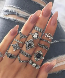 15-Piece Vintage Ring Set: Elevate Your Fashion Game