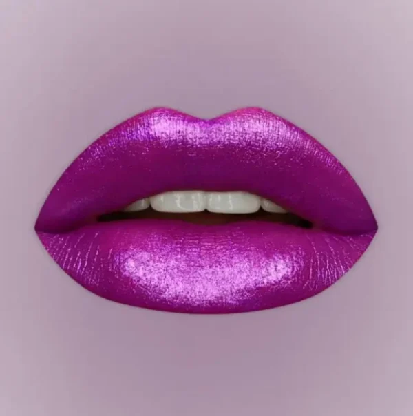 Huda Beauty Power Bullet Matte Lipstick