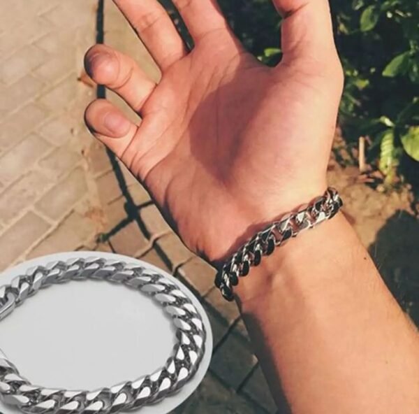 Elegant Business Sport Watch with Silver Bracelet for Men/Boys